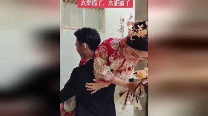 六界仙尊